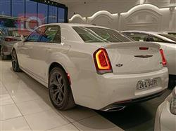 کرایسلەر 300